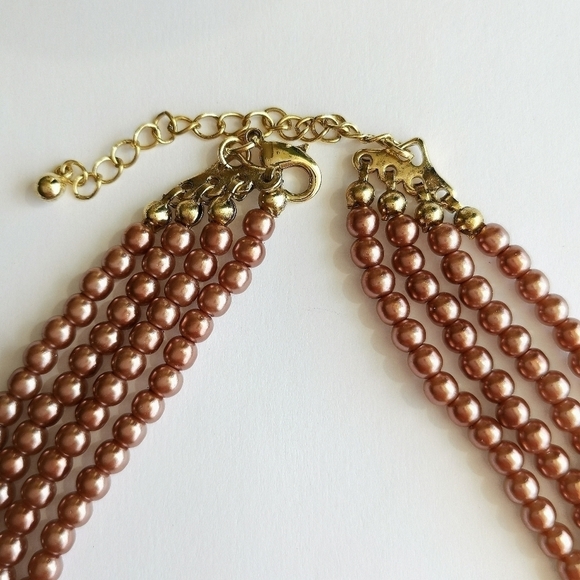 Pearl and Crystal choker necklace with medallion cocoa brown 🆕 - Picture 7 of 11